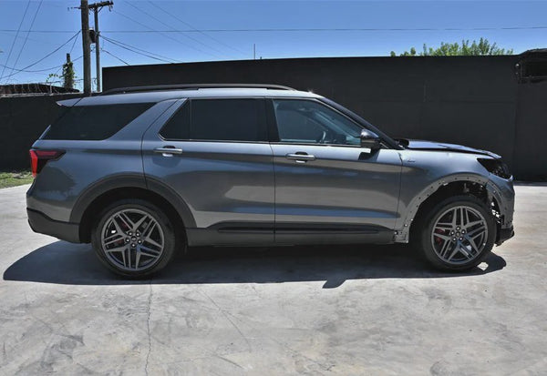2026 Ford Explorer ST-Line vehicle photo 6