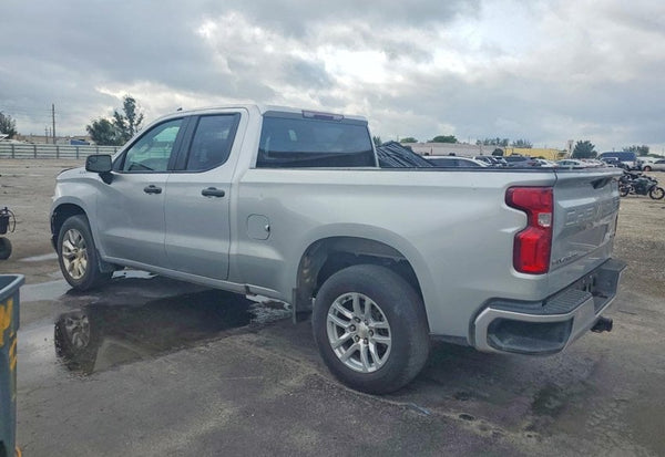 2022 Chevrolet Silverado 1500 Limited Custom photo 4