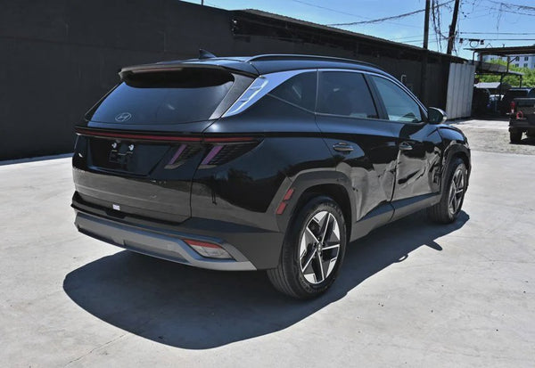 2025 Hyundai TUCSON SEL Convenience vehicle photo 3