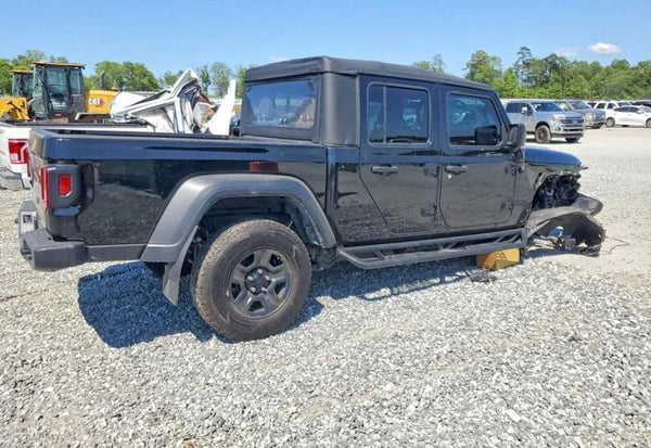 2021 Jeep Gladiator Sport vehicle photo 4
