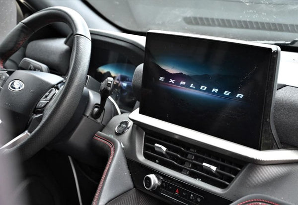 2025 Ford Explorer ST-Line vehicle photo 9