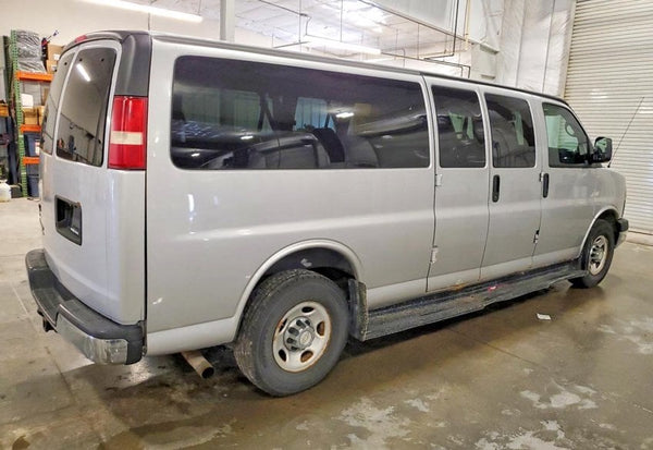 2011 Chevrolet Express LT 3500 photo 4
