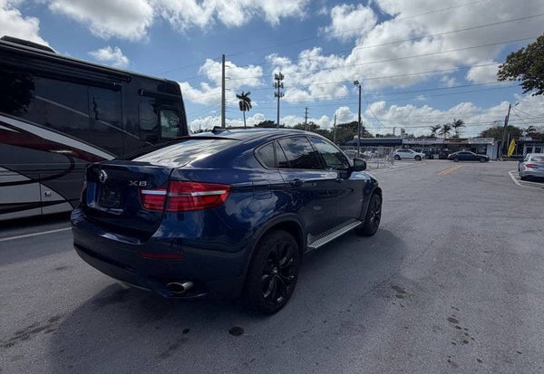 2013 BMW X6 xDrive35i photo 2