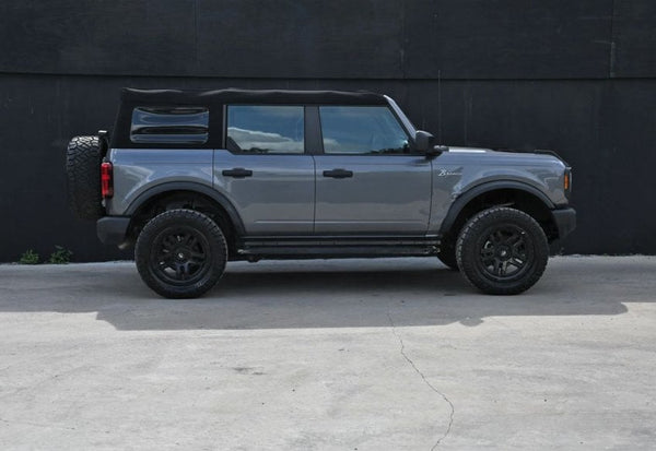 2023 Ford Bronco Base vehicle photo 5