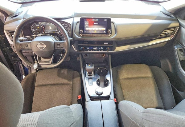 2025 Nissan Rogue SV vehicle photo 8