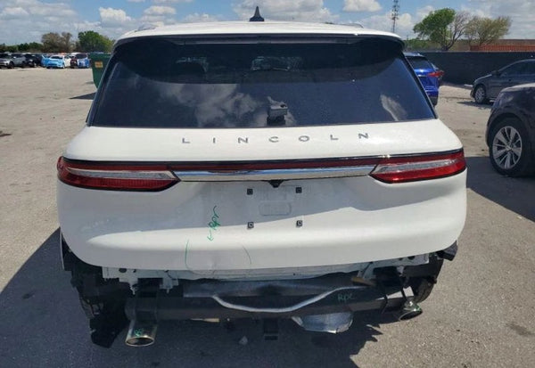 2022 Lincoln Corsair Reserve Sport Utility 4D vehicle photo 6
