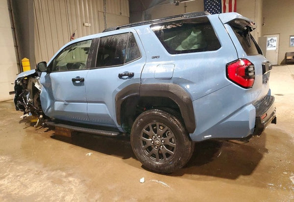 2025 Toyota 4Runner SR5 photo 2