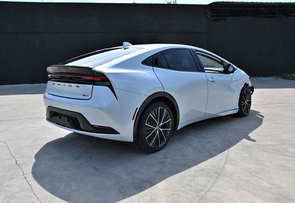 2023 Toyota Prius XLE photo 4