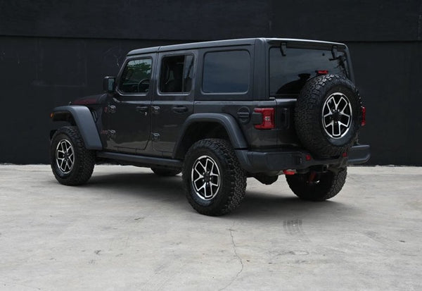 2024 Jeep Wrangler Rubicon photo 3