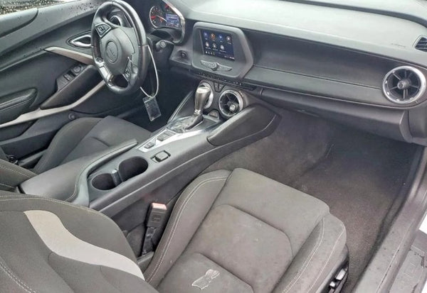 2020 Chevrolet Camaro LT vehicle photo 9