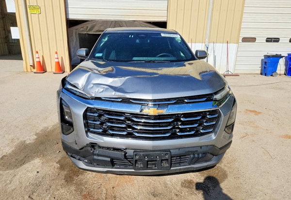 2025 Chevrolet Equinox LT photo 5