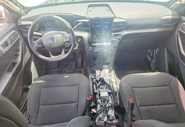 2025 Ford Explorer Police Interceptor Utility vehicle photo 9