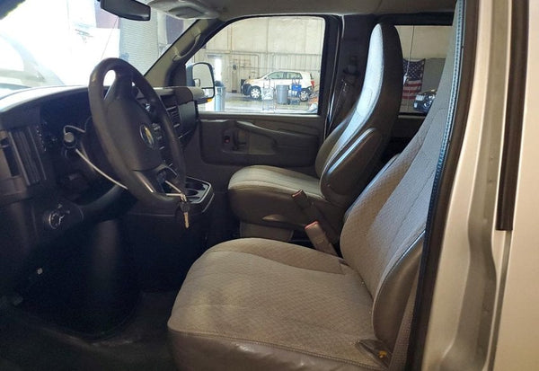 2011 Chevrolet Express LT 3500 photo 7