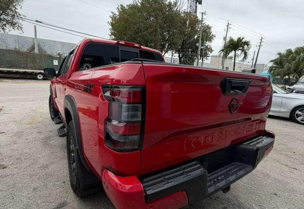 2022 Nissan Frontier PRO-4X photo 3