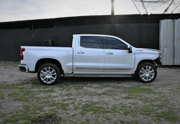 2023 Chevrolet Silverado 1500 High Country vehicle photo 5