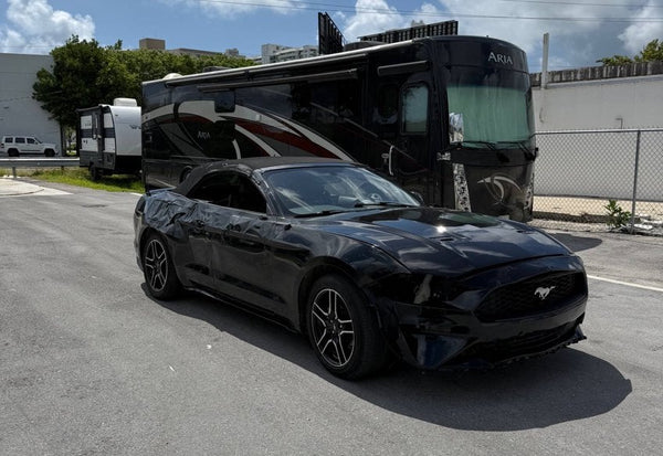 2020 Ford Mustang EcoBoost photo 2