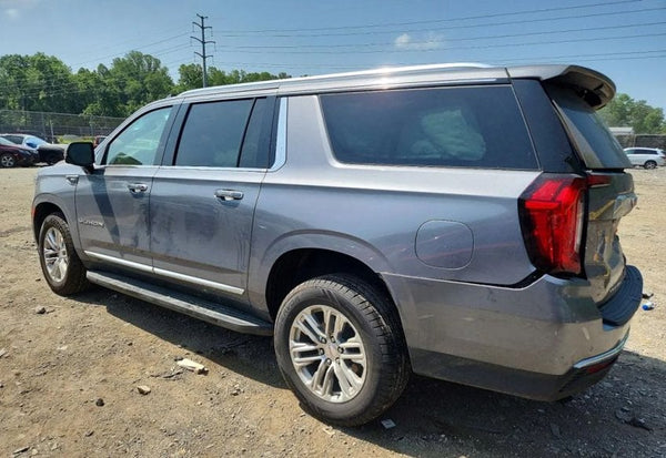 2022 GMC Yukon XL SLT vehicle photo 4