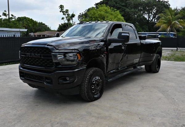 2024 Ram 3500 Big Horn vehicle photo 2