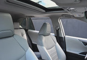 2024 Toyota RAV4 Hybrid Limited thumbnail 32