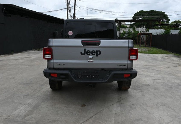 2020 Jeep Gladiator Sport S vehicle photo 7