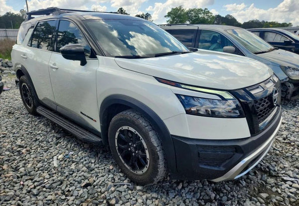 2023 Nissan Pathfinder Rock Creek photo 12
