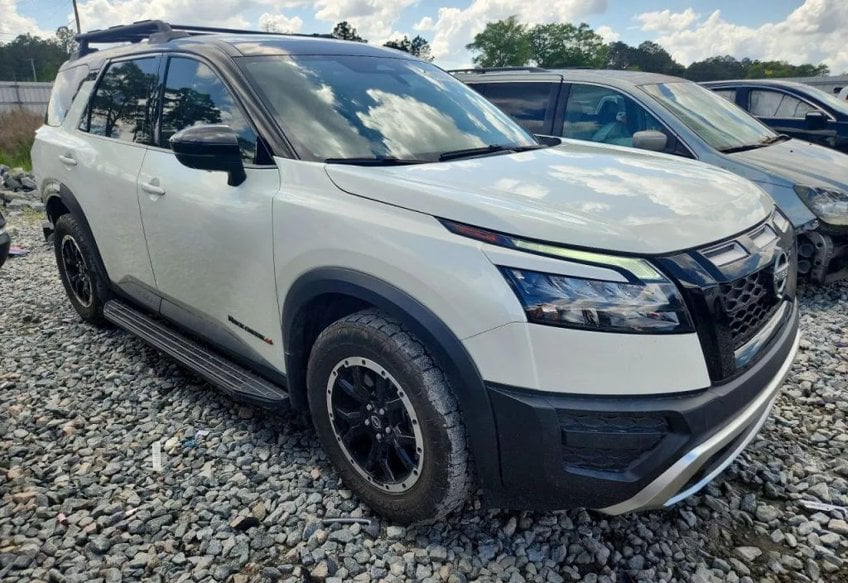 2023 Nissan Pathfinder Rock Creek