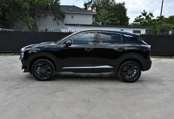 2026 Nissan Kicks SR vehicle photo 5