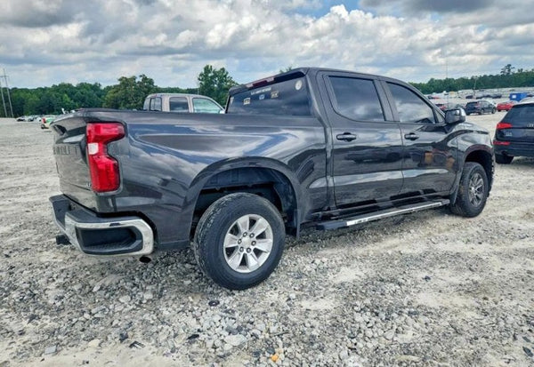 2022 Chevrolet Silverado 1500 Limited LT Pickup 4D 5 3/4 ft vehicle photo 3