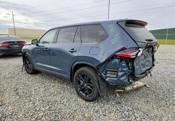 2025 Toyota Grand Highlander Platinum photo 4