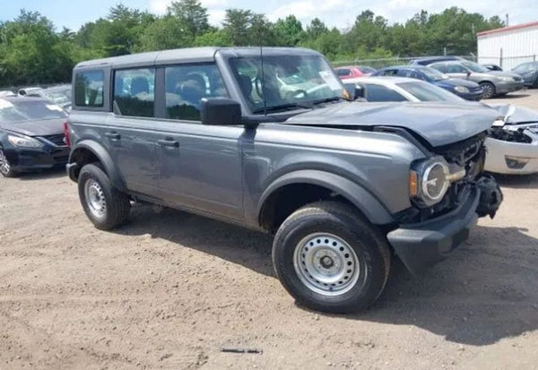 2025 Ford Bronco Base photo 1