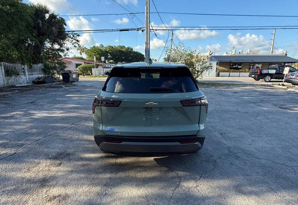 2026 Chevrolet Equinox LT photo 8