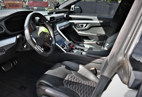 2019 Lamborghini Urus Sport Utility 4D vehicle photo 10