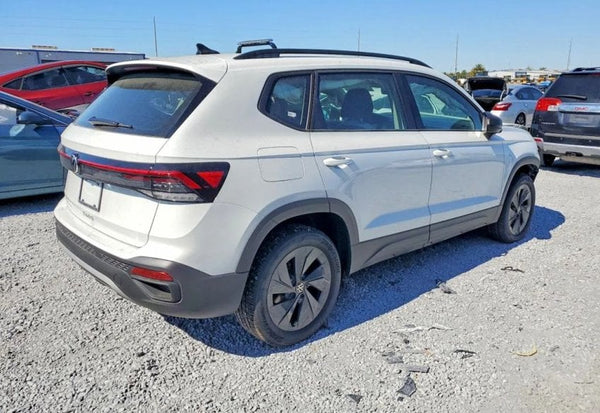 2025 Volkswagen Taos S photo 3