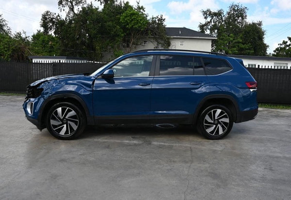 2025 Volkswagen Atlas SE vehicle photo 6