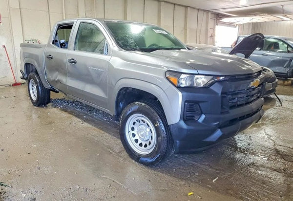 2025 Chevrolet Colorado Work Truck photo 2