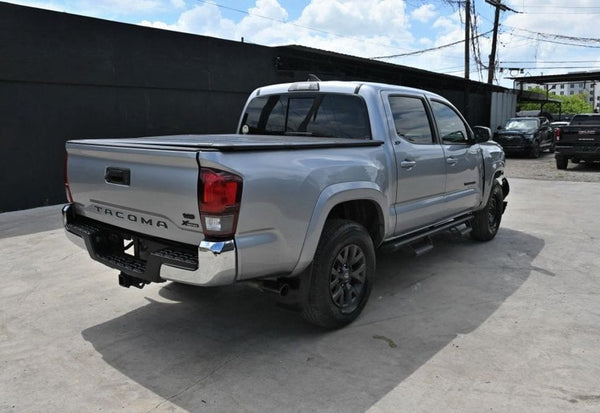 2019 Toyota Tacoma SR5 V6 vehicle photo 4