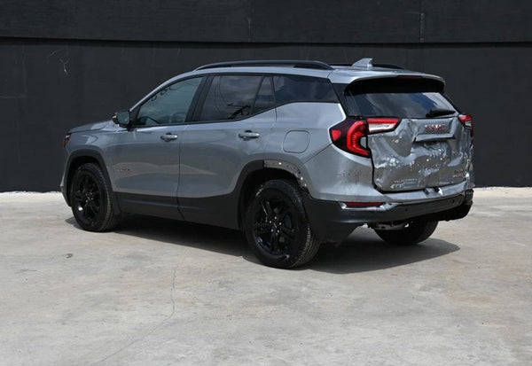 2024 GMC Terrain AT4 photo 4