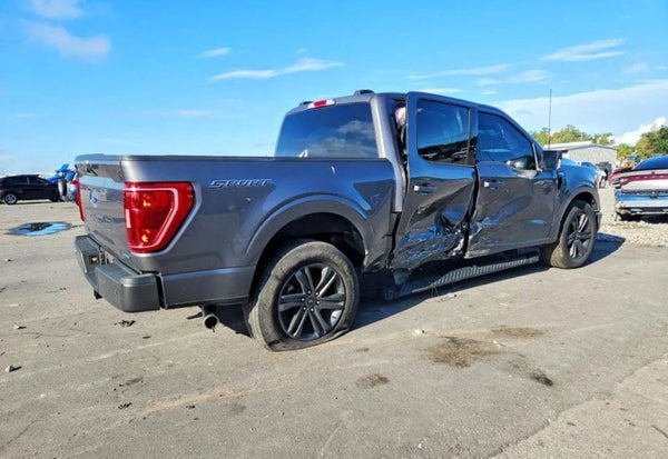 2023 Ford F-150 XLT vehicle photo 4