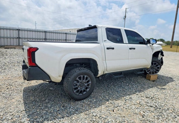 2025 Toyota Tacoma SR vehicle photo 4