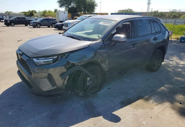 2024 Toyota RAV4 LE photo 2