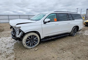 2021 Cadillac Escalade ESV Sport thumbnail 1
