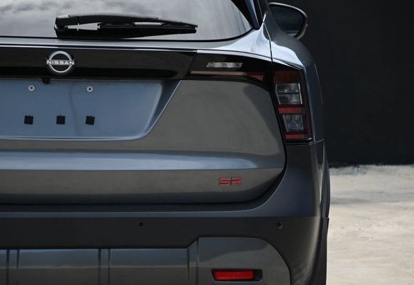 2025 Nissan Kicks SR photo 8