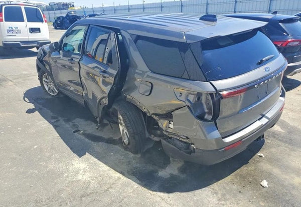 2026 Ford Explorer Active photo 4