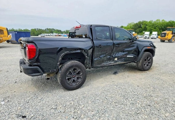 2024 GMC Canyon Elevation photo 3