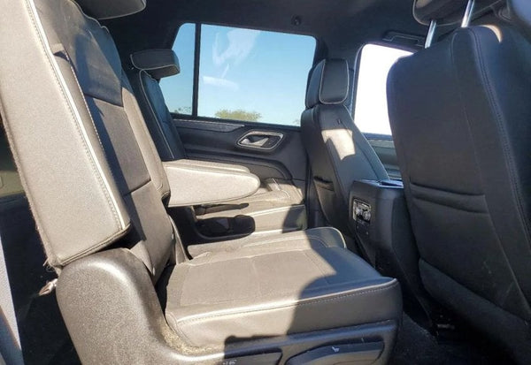 2024 GMC Yukon SLT photo 10