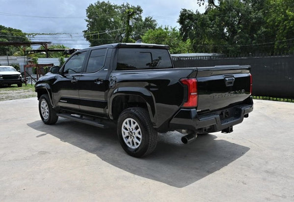 2024 Toyota Tacoma SR5 photo 4