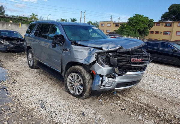 2023 GMC Yukon SLT vehicle photo 4