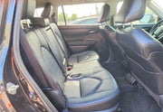 2023 Toyota Highlander XLE Sport Utility 4D thumbnail 10