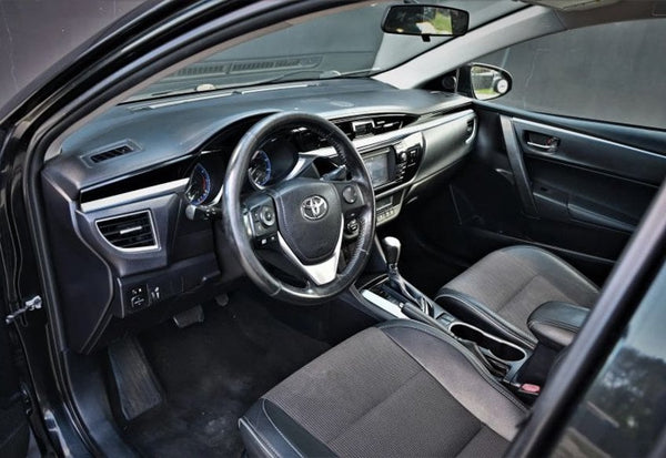 2015 Toyota Corolla S Sedan 4D photo 7