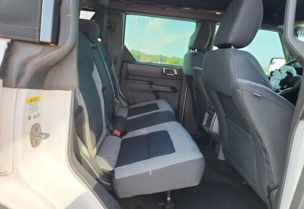 2025 Ford Bronco Base photo 10